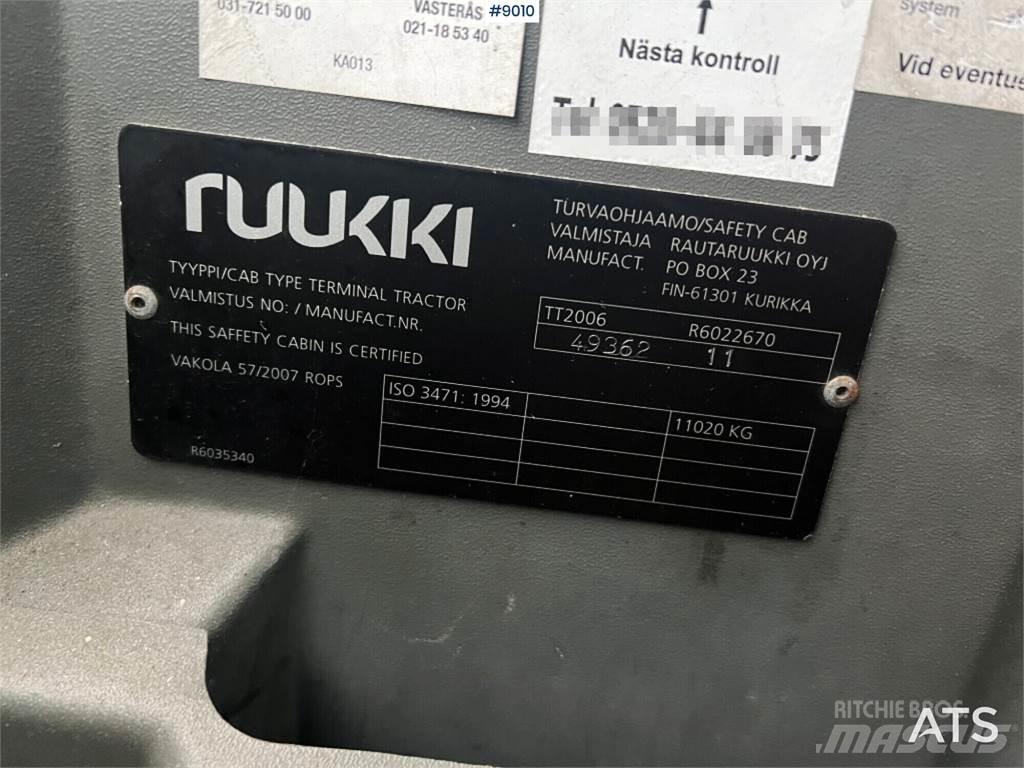 Kalmar TRL618I Ciągniki terminalowe