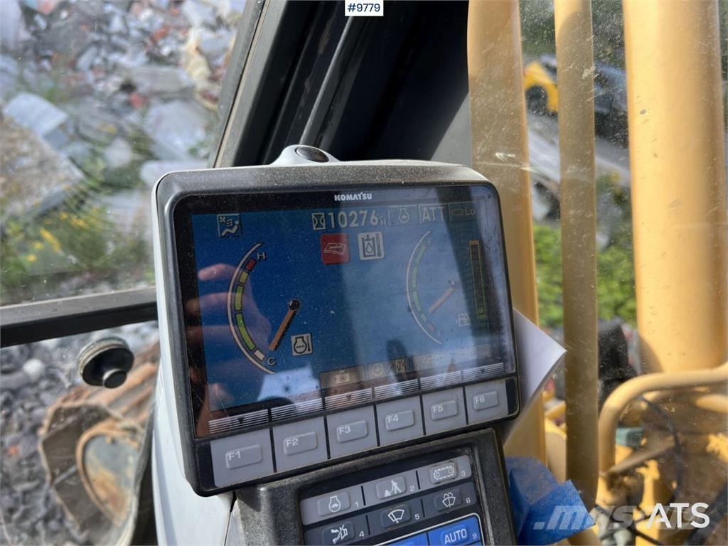 Komatsu PC210LC-8 Koparki gąsienicowe