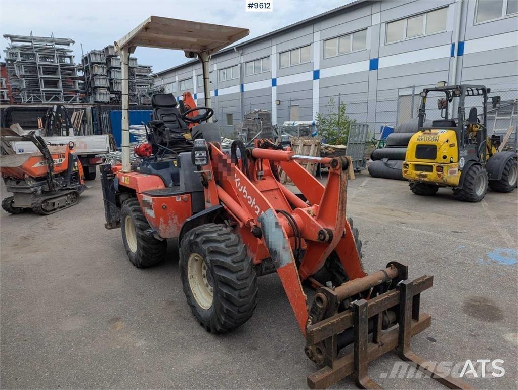 Kubota backhoe loader Koparko-ładowarki