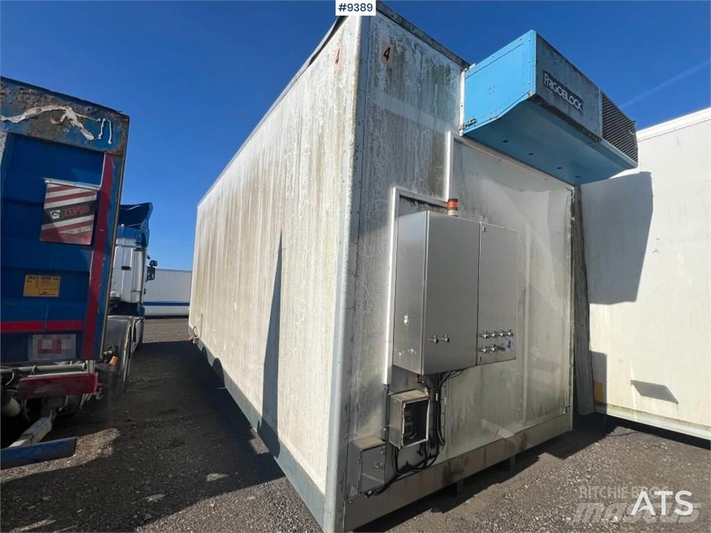 Lagab Kyltrailer Transport - Inne