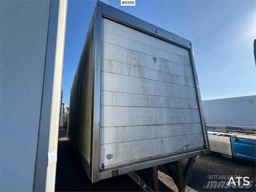 Lagab Kyltrailer Transport - Inne