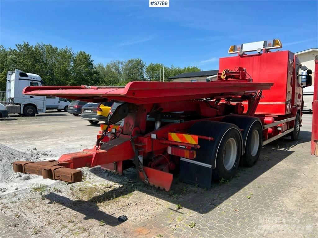 Scania R144GB6X4NA530 Samochody ratownicze pomocy drogowej