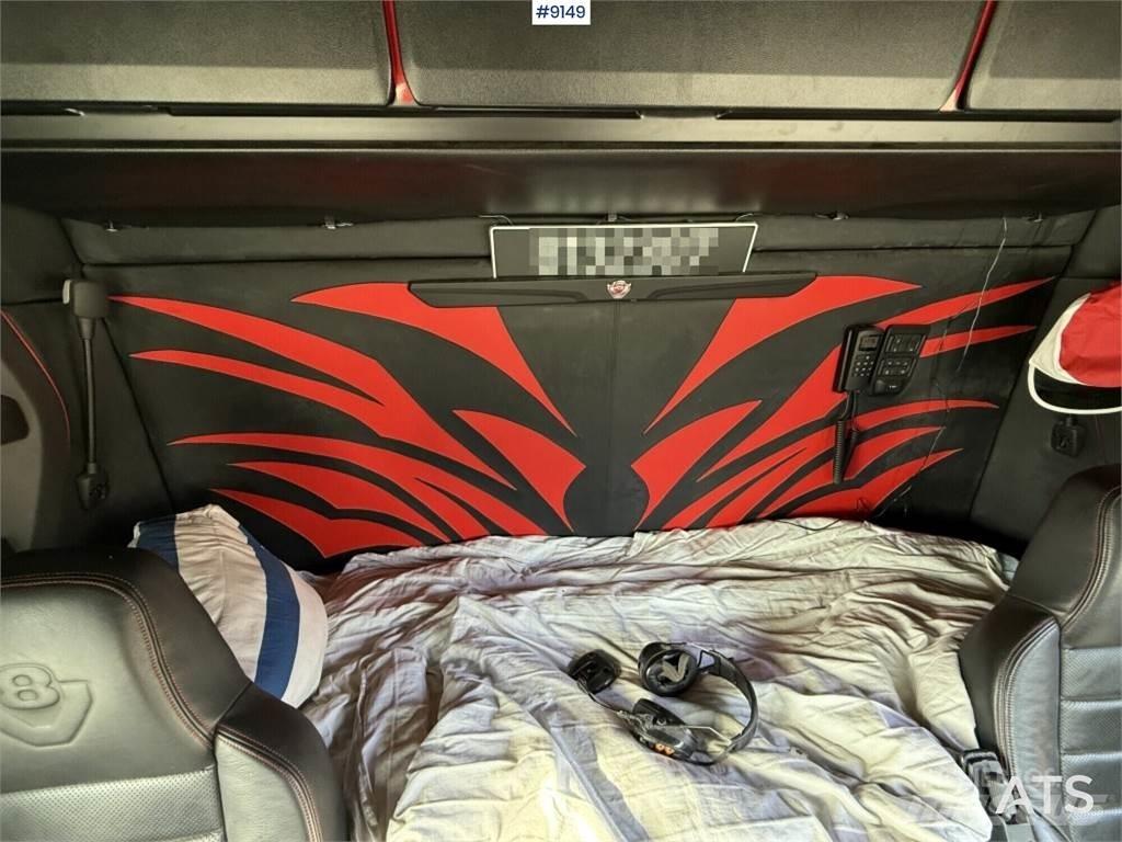 Scania S650B Samochody ciężarowe ze skrzynią zamkniętą