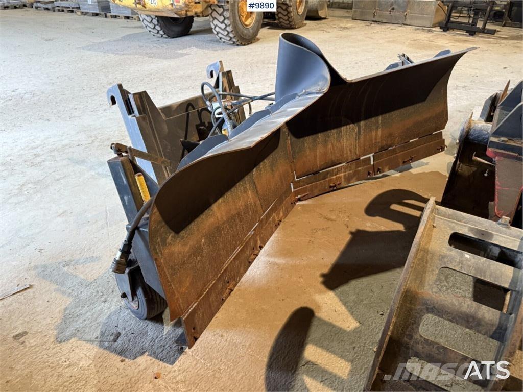 Uni-väg UV-280 Pługi