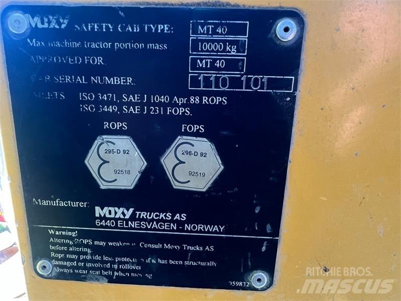 Moxy MT40 Wozidła kolebkowe
