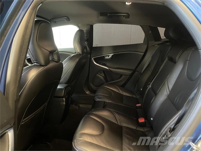 Volvo V40 Samochody osobowe