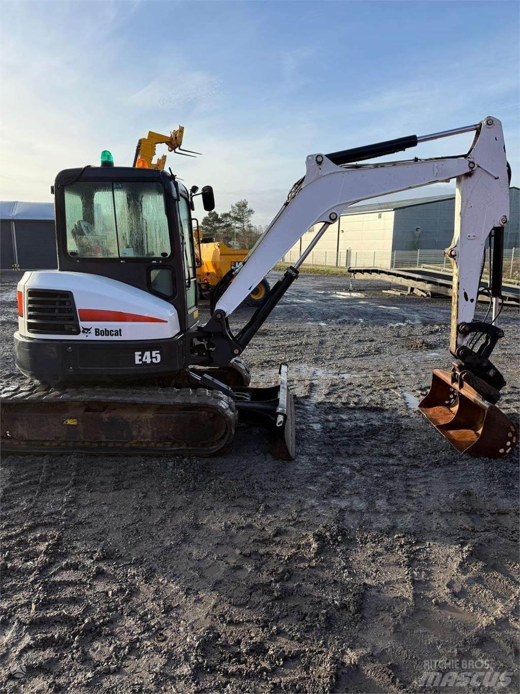 Bobcat E45 Koparki gąsienicowe