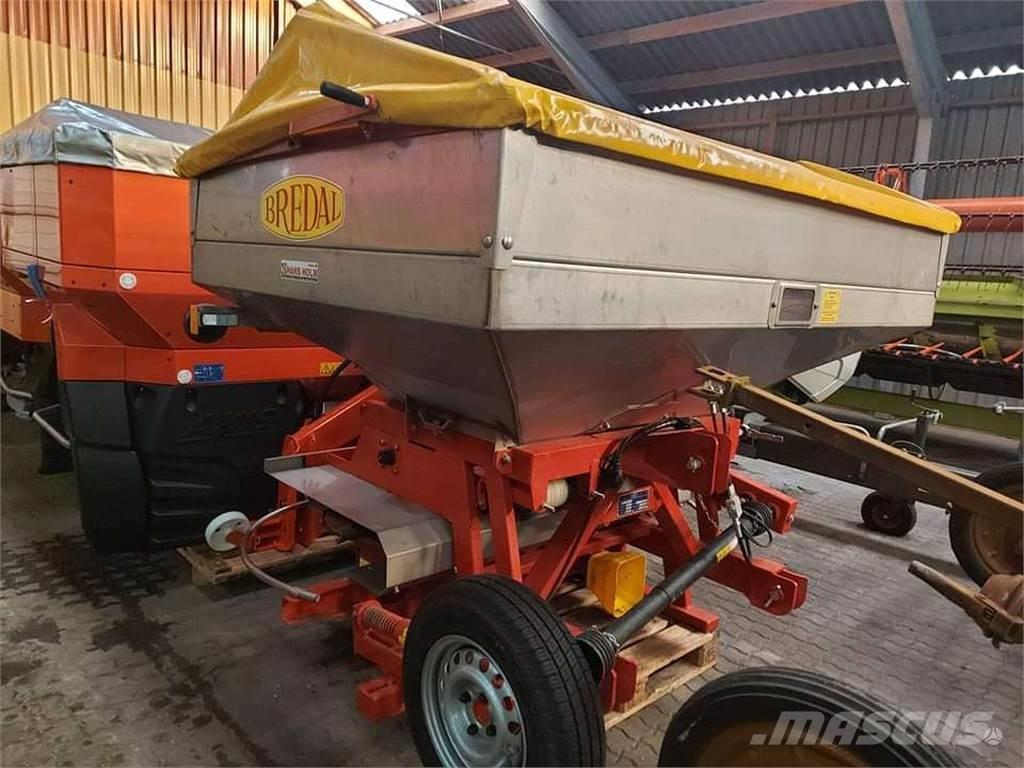Bredal F2 2500 Rozrzutnik nawozów mineralnych