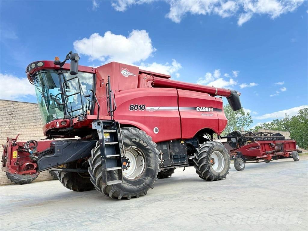 Case IH 8010 Kombajny zbożowe