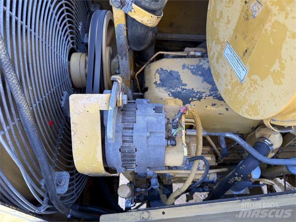 CAT D6M LGP Spycharki gąsienicowe