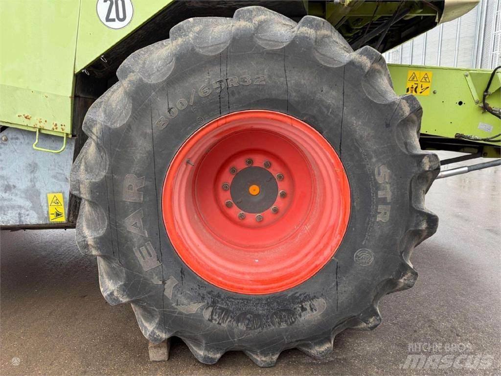 CLAAS LEXION 460 Kombajny zbożowe