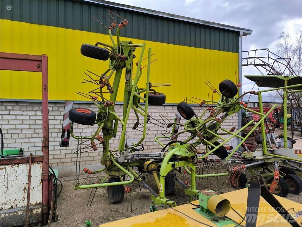 CLAAS VOLTO 870 Zgrabiarki i przetrząsacze