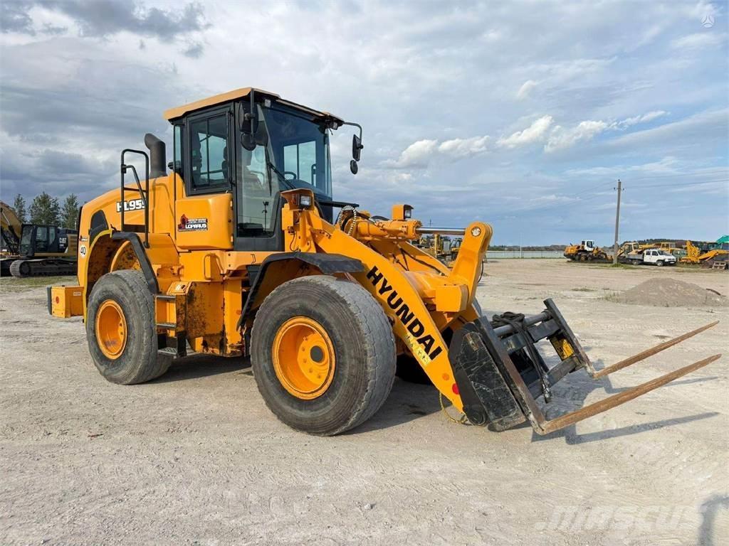 Hyundai HL 955 Ładowarki kołowe