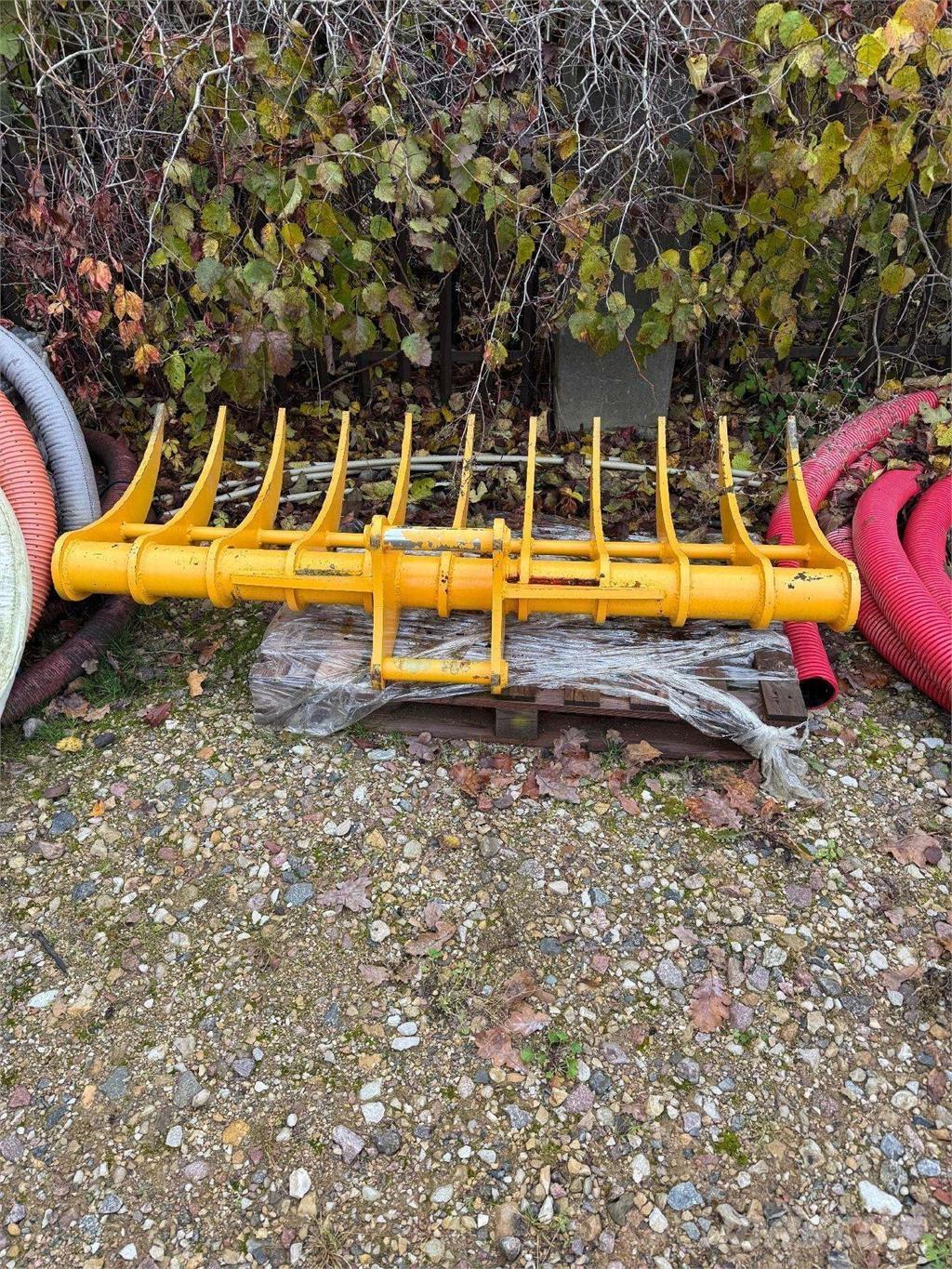 JCB JS145LR Koparki gąsienicowe