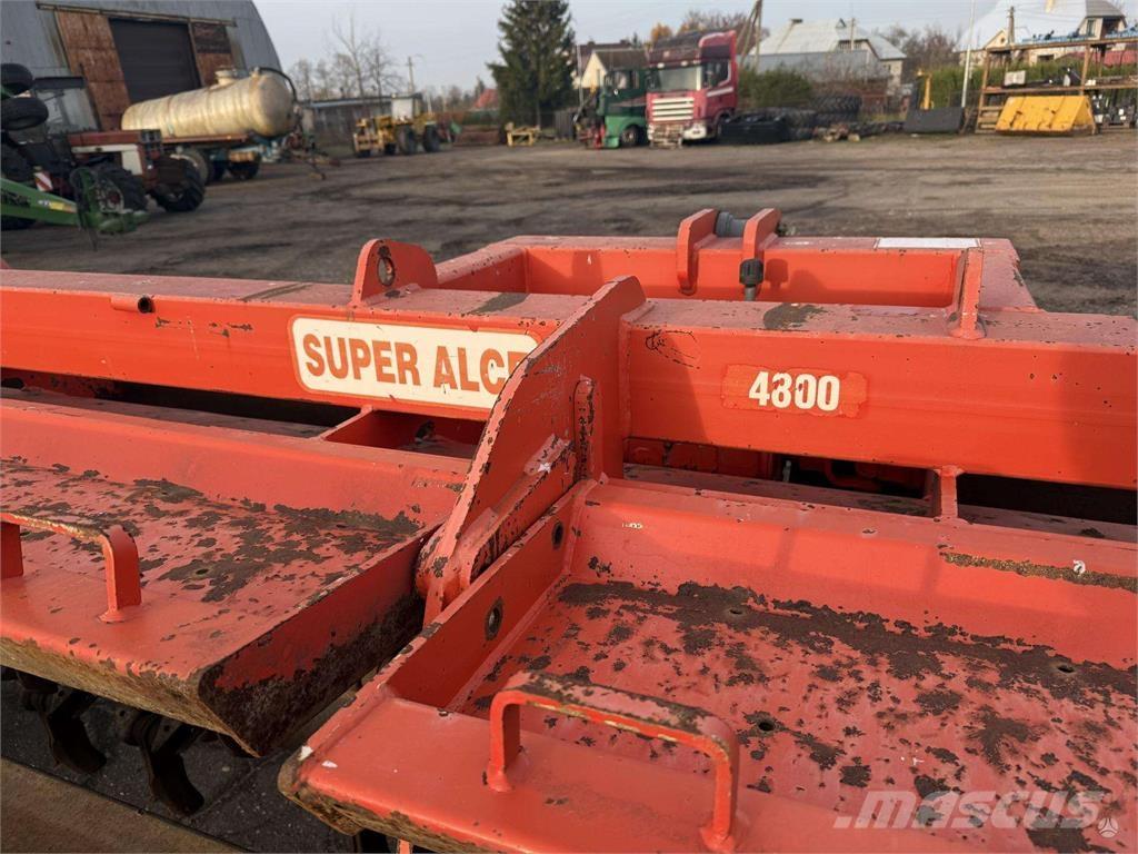  -Kita- Falc 4800 Kosiarki ze wstępną obróbka paszy