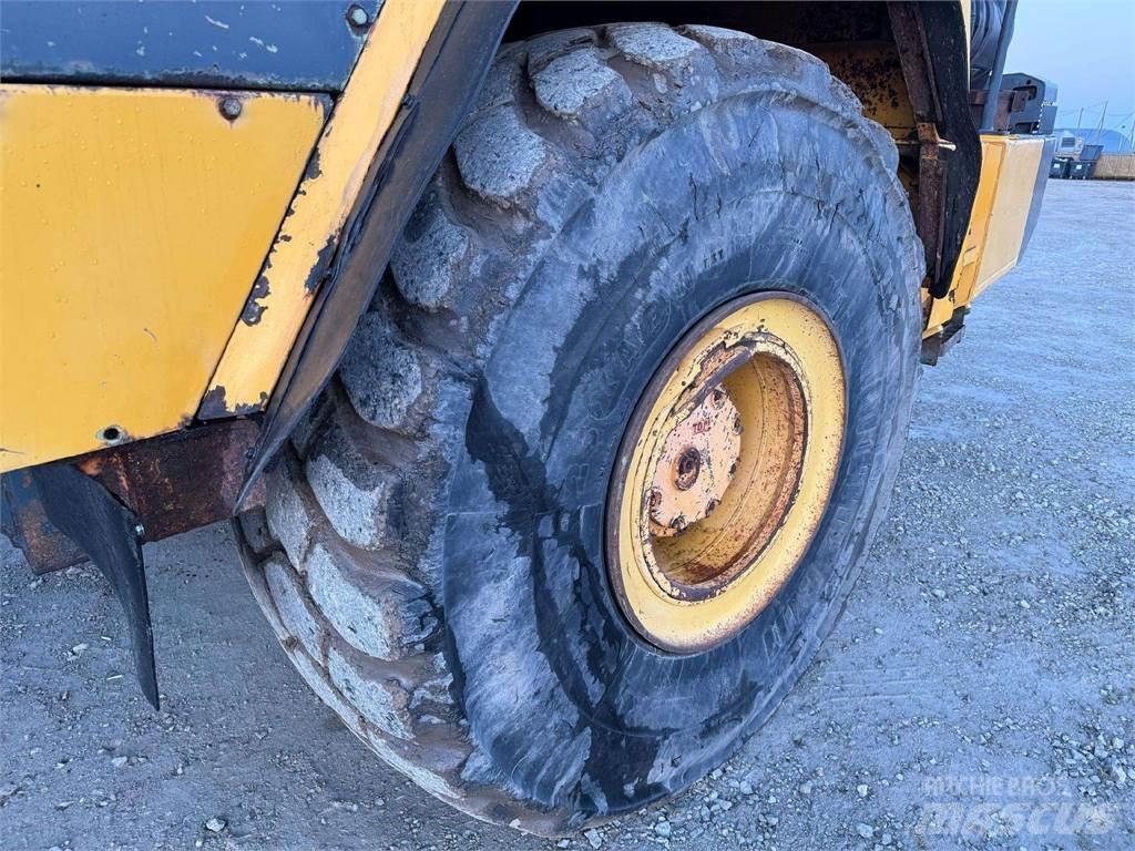 Komatsu HM 400-2 Wozidła przegubowe