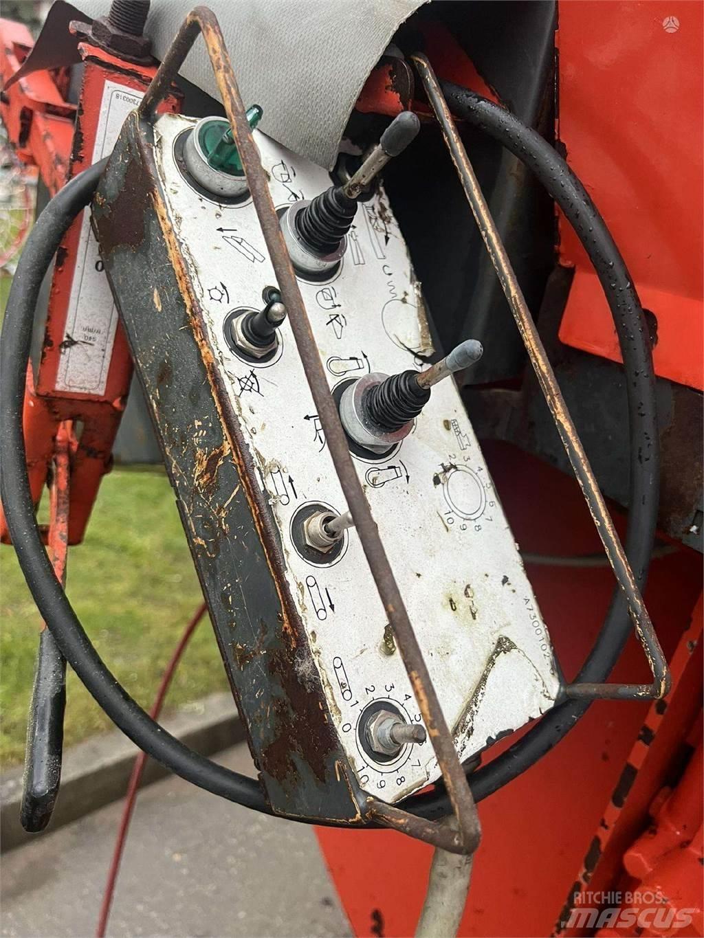 Kuhn Primor 3560 Mieszalniki