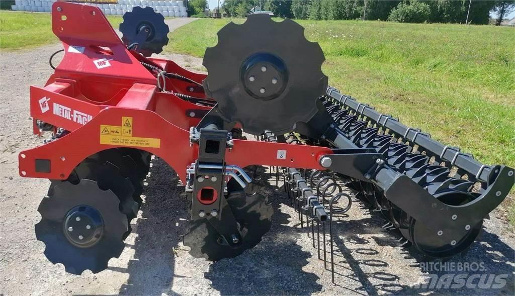 Metal-Fach U 740 Kultywatory