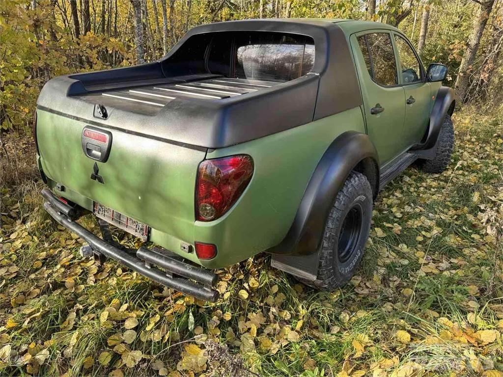 Mitsubishi  Samochody osobowe