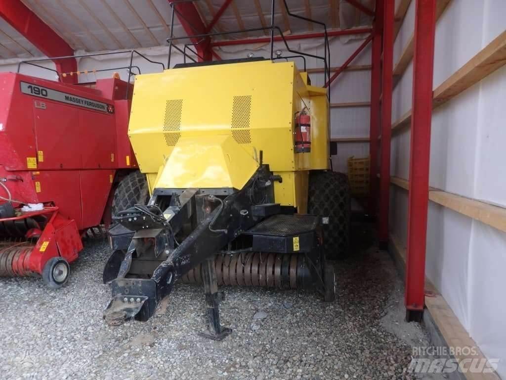 New Holland BB980 Prasy zwijające