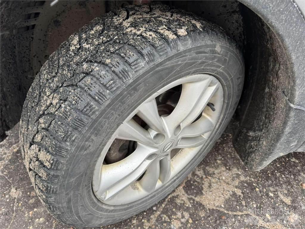 Nissan  Samochody osobowe