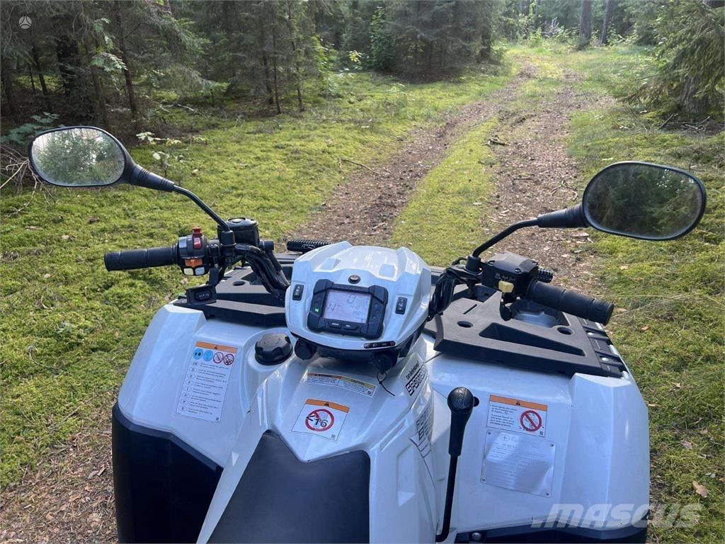 Polaris  Pojazdy terenowe