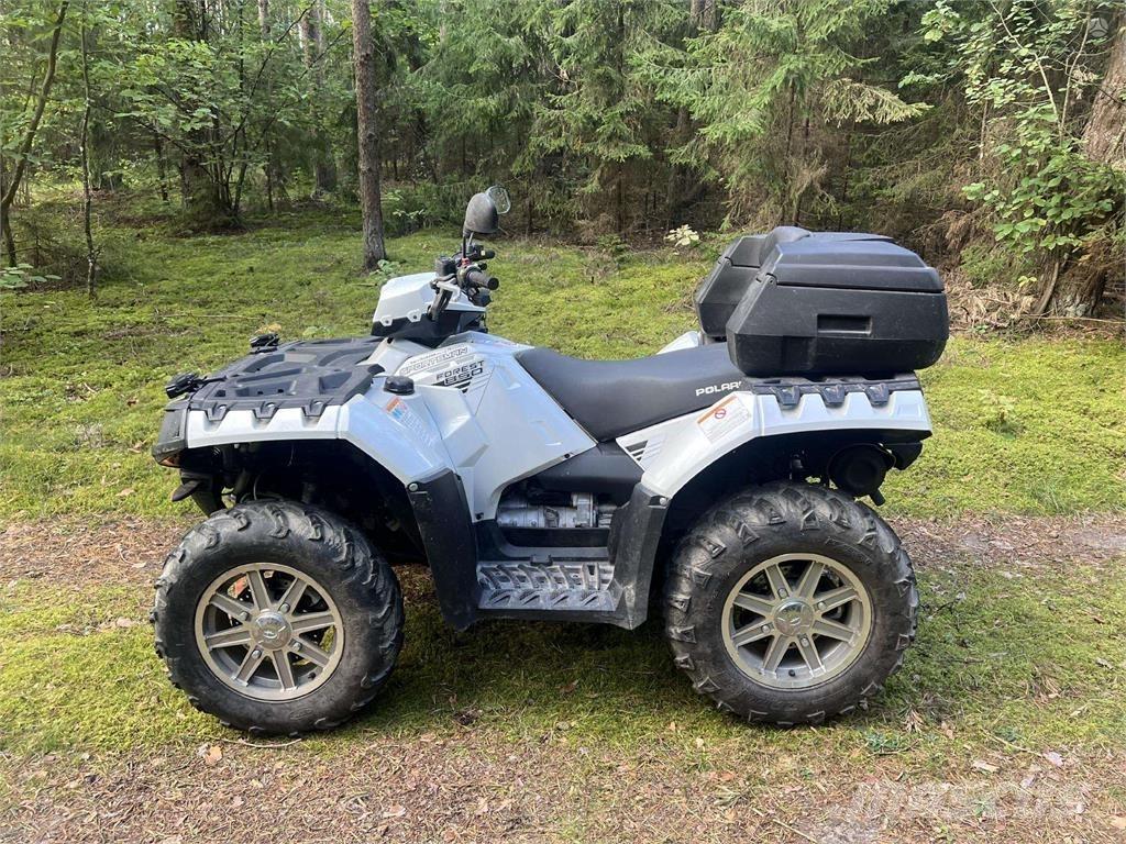 Polaris  Pojazdy terenowe