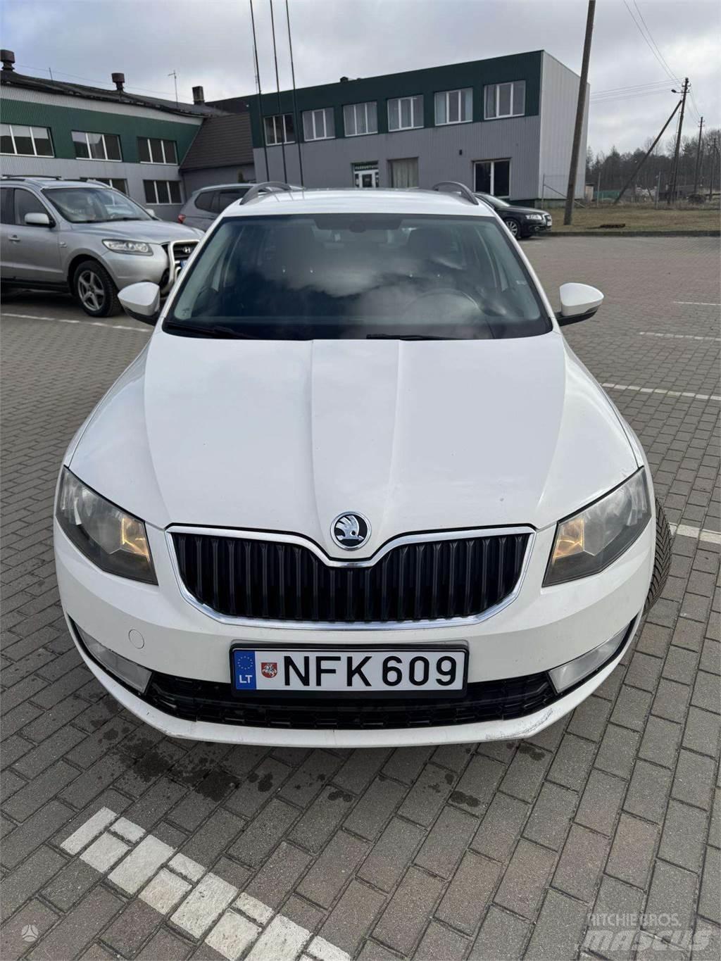 Skoda  Samochody osobowe