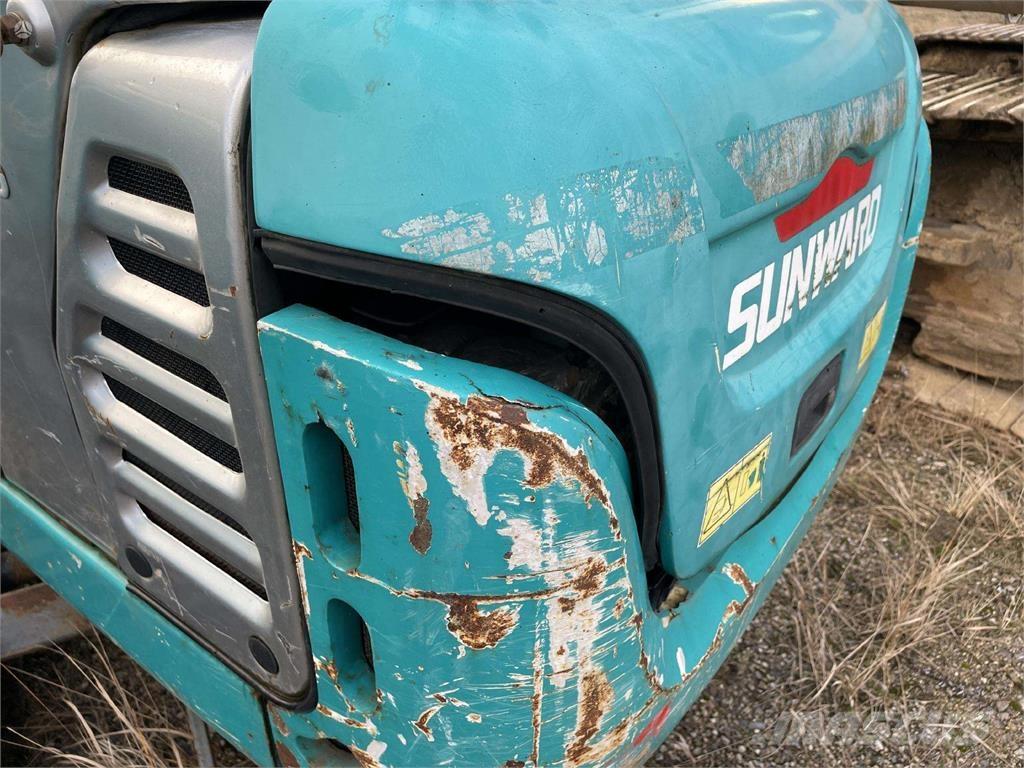 Sunward SWE20B Minikoparki