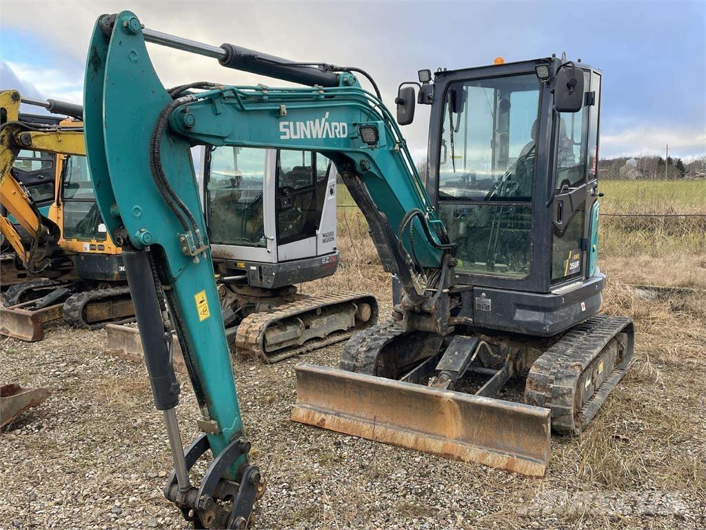 Sunward SWE35UF Minikoparki