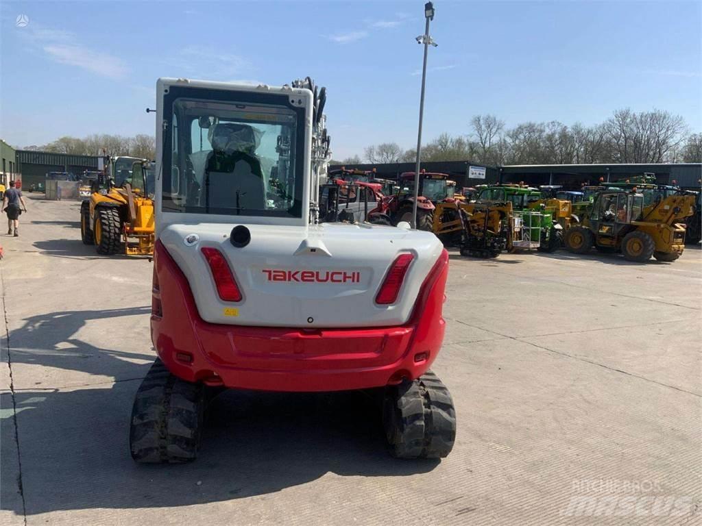 Takeuchi TB370 Koparki gąsienicowe