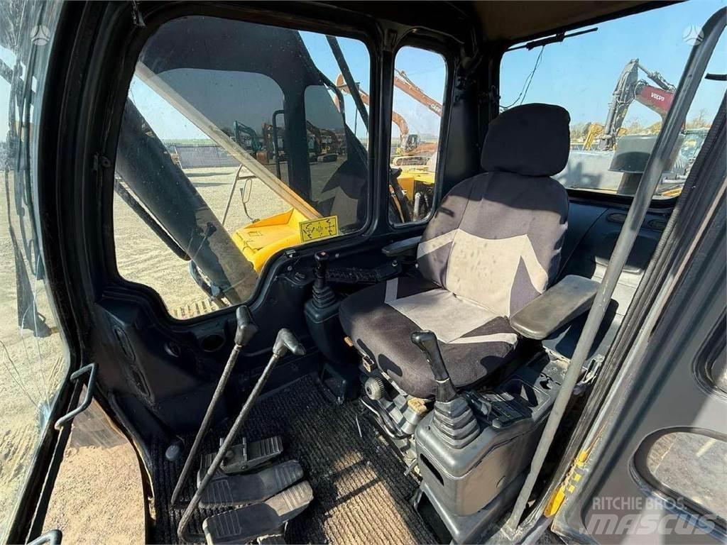 Volvo EC 240 LC Koparki gąsienicowe