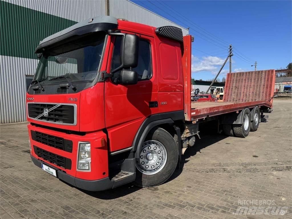 Volvo FM 9 Ciężarówki typu Platforma / Skrzynia