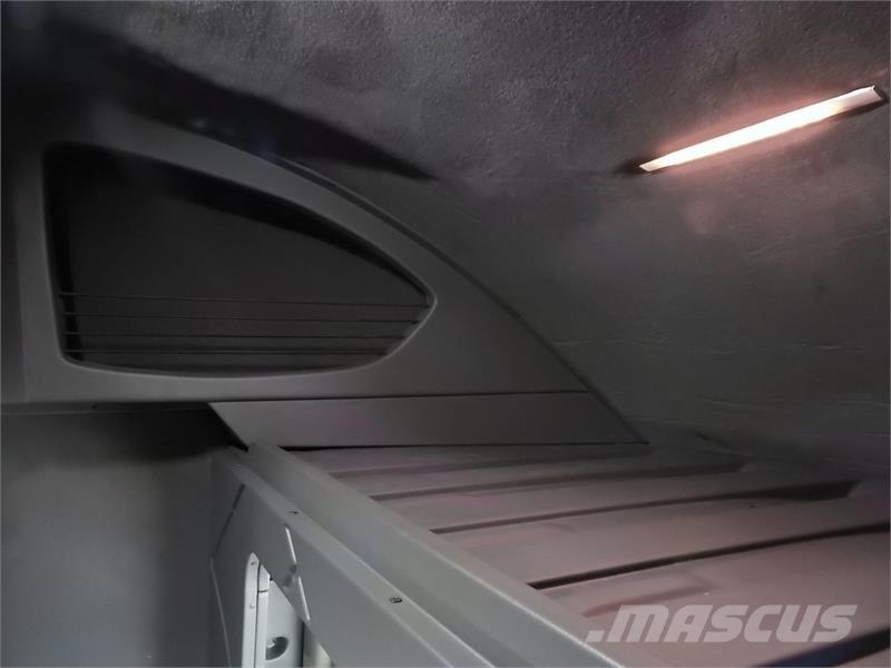 Opel MOVANO Samochody dostawcze ze skrzynią zamkniętą