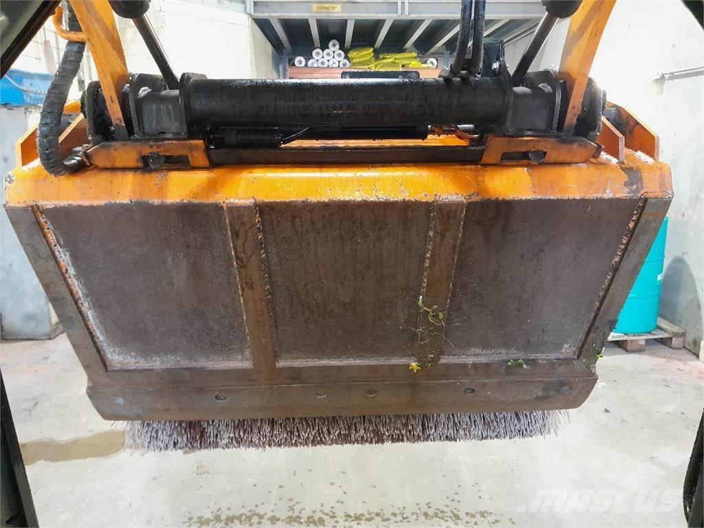 CAT 226D Ładowarki kołowe