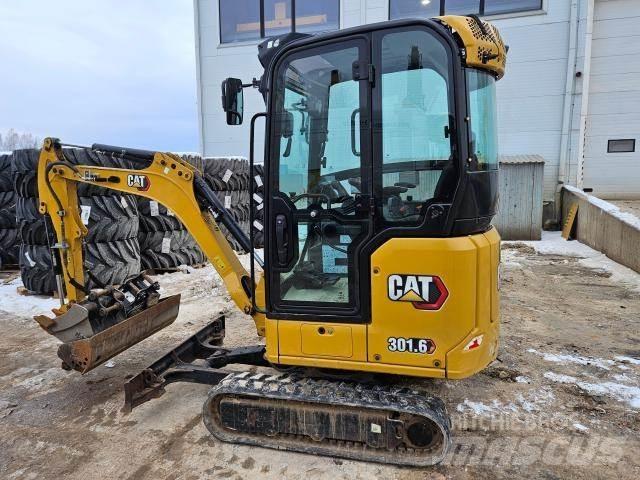 CAT 301.6 Minikoparki