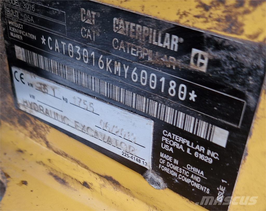 CAT 301.6 Minikoparki