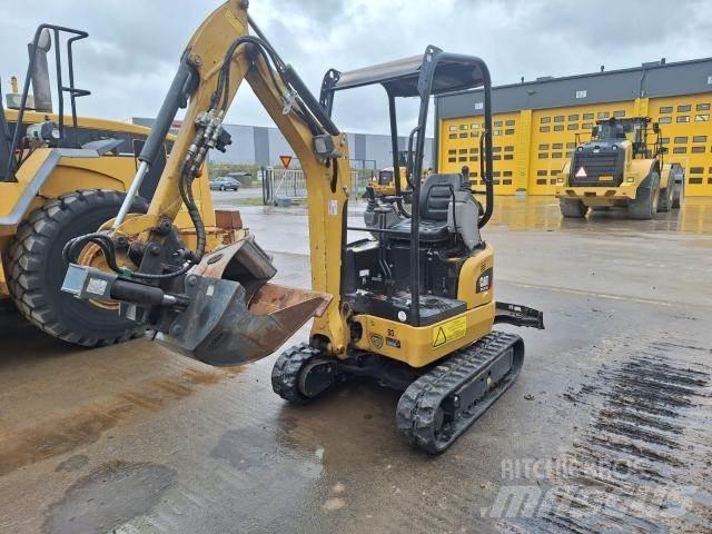 CAT 301.7DCR Minikoparki