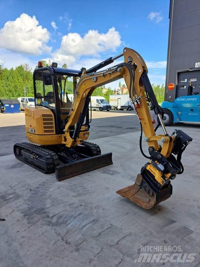 CAT 302.7DCR Minikoparki