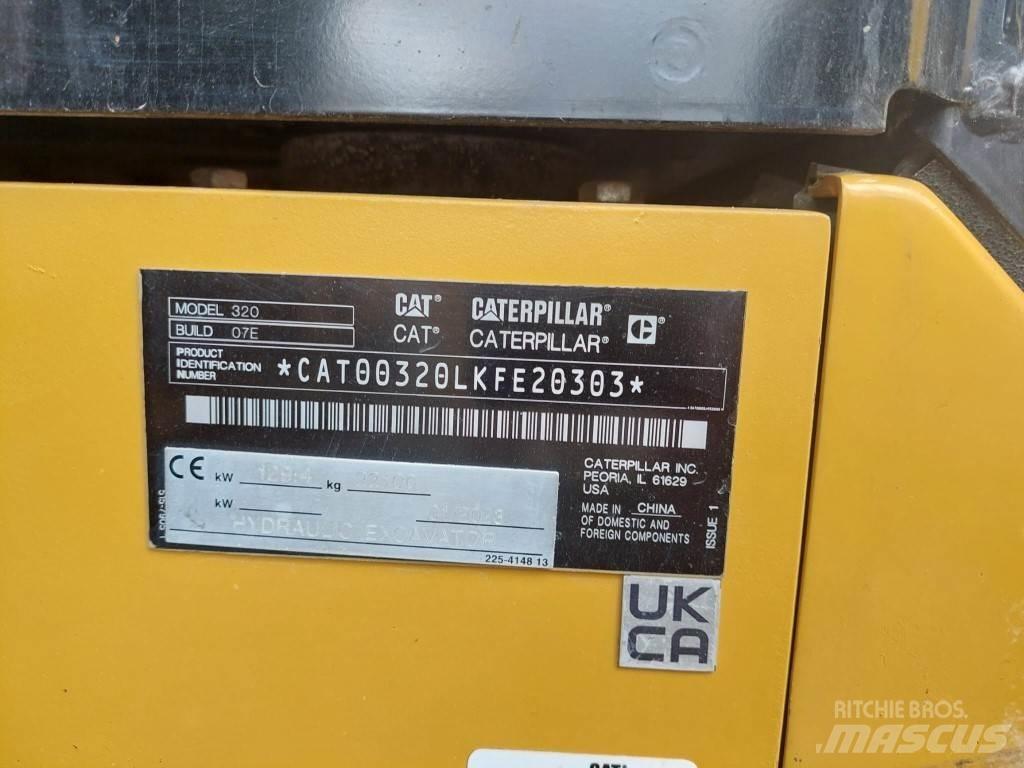 CAT 320 Koparki gąsienicowe