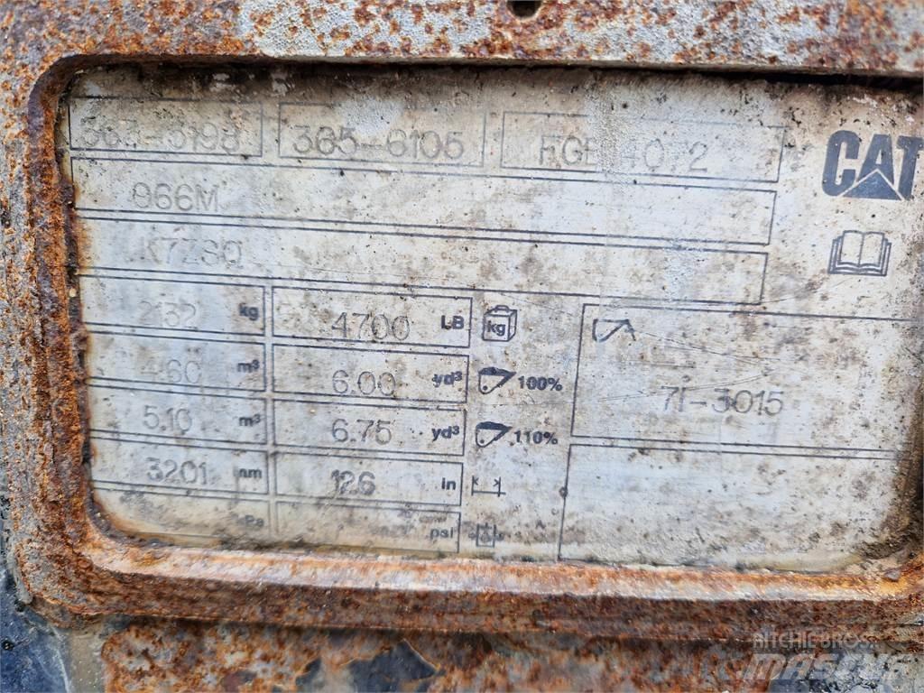CAT 966 Ładowarki kołowe