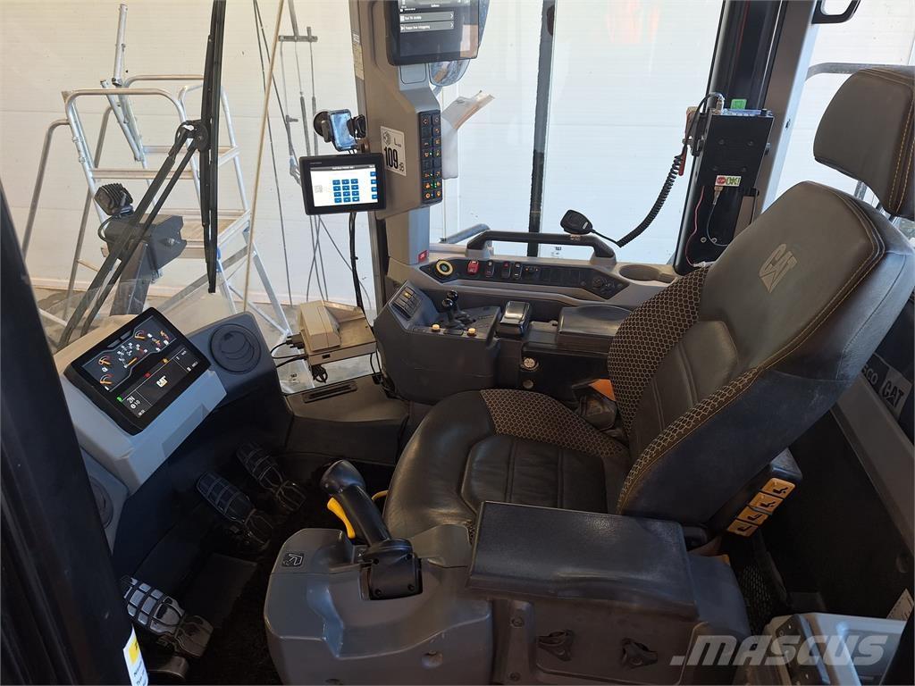 CAT 980 Ładowarki kołowe