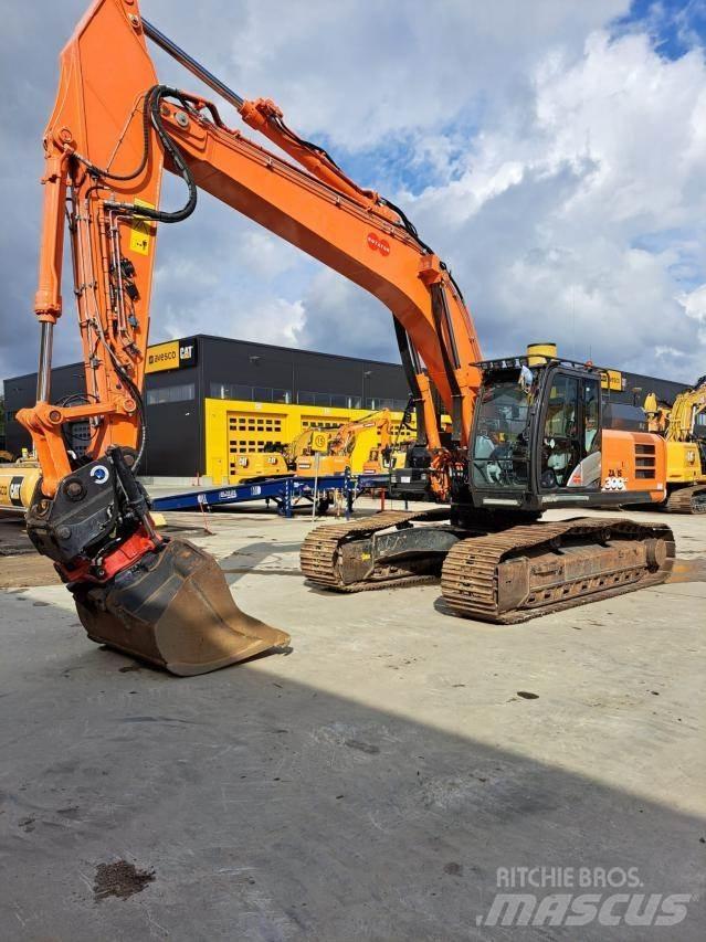 Hitachi ZX300LC-6 Koparki gąsienicowe