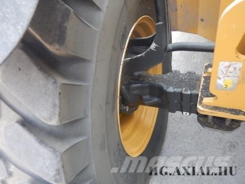 CAT TH 414C Ładowarki rolnicze