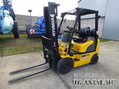 Hyundai 20L-7M Maszyny rolnicze - Inne