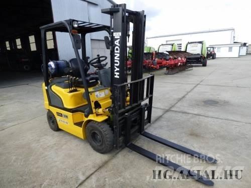 Hyundai 20L-7M Maszyny rolnicze - Inne