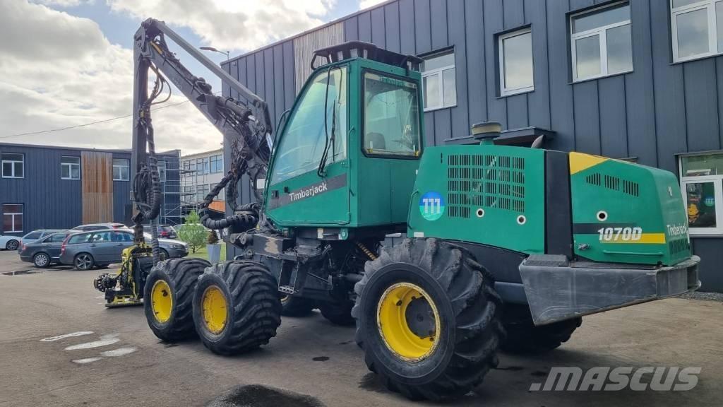 John Deere 1070 D Harwestery