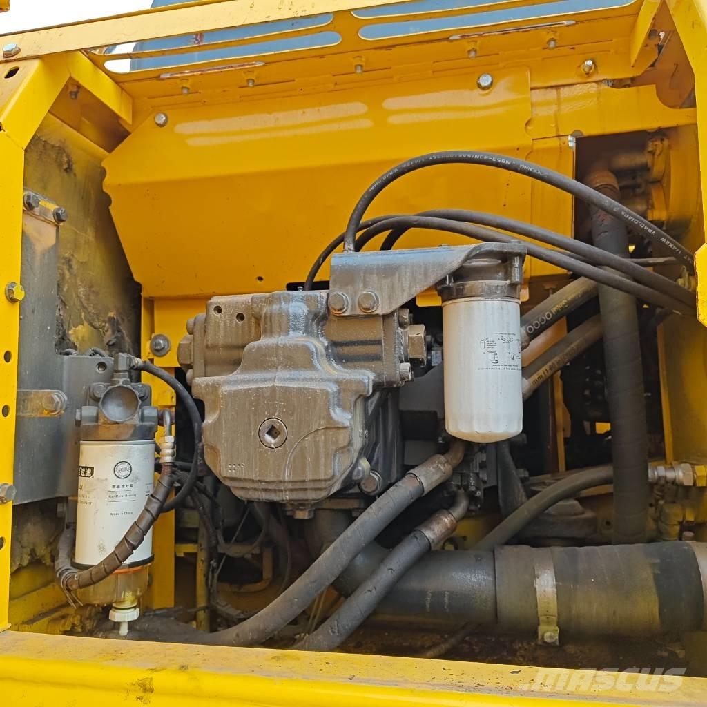 Komatsu PC 240 LC-8 Koparki gąsienicowe