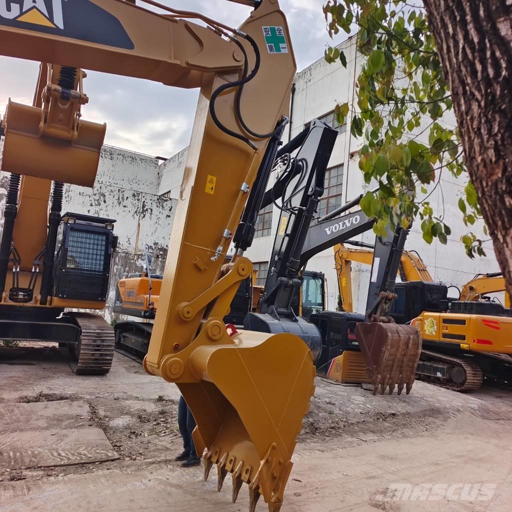 CAT 324 D2L Koparki gąsienicowe