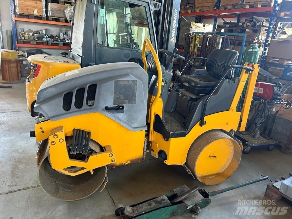 Hamm HD 10 C VV Walce dwubębnowe